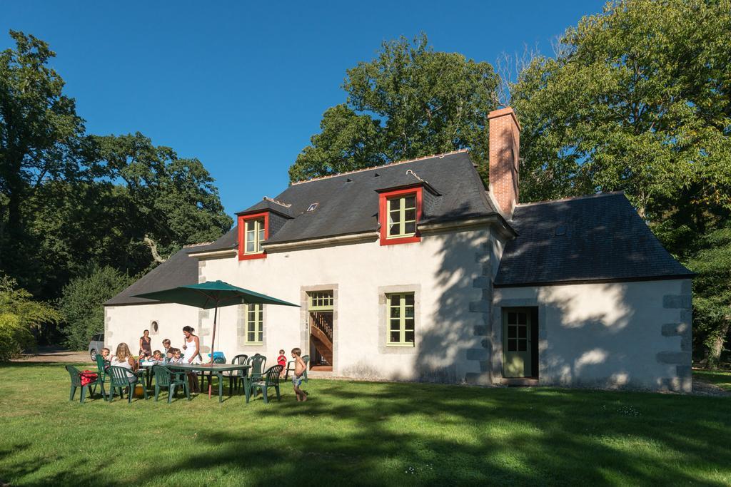 Domaine De L'Orangerie De Lanniron Hotel Quimper Exterior photo